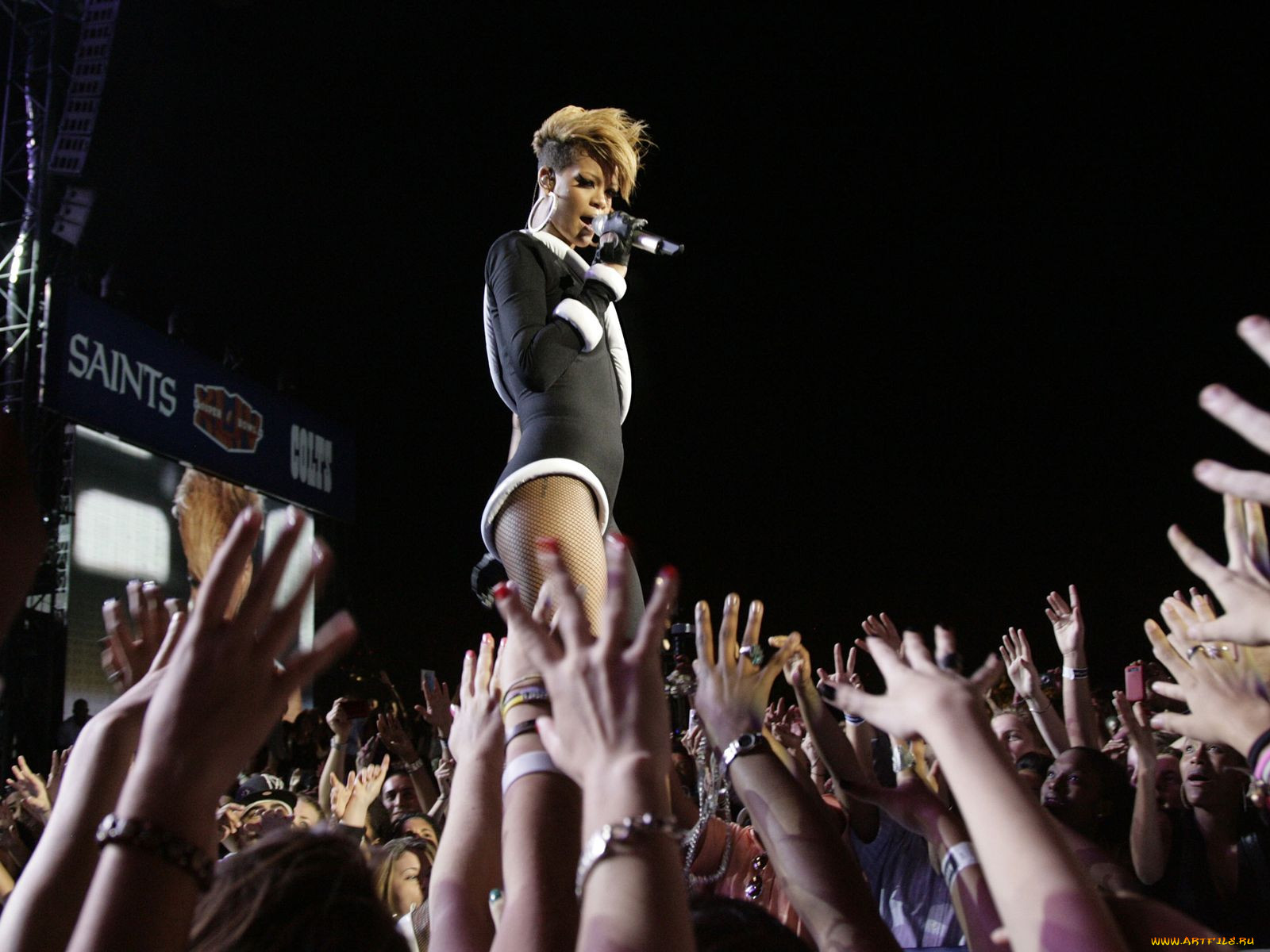 , rihanna